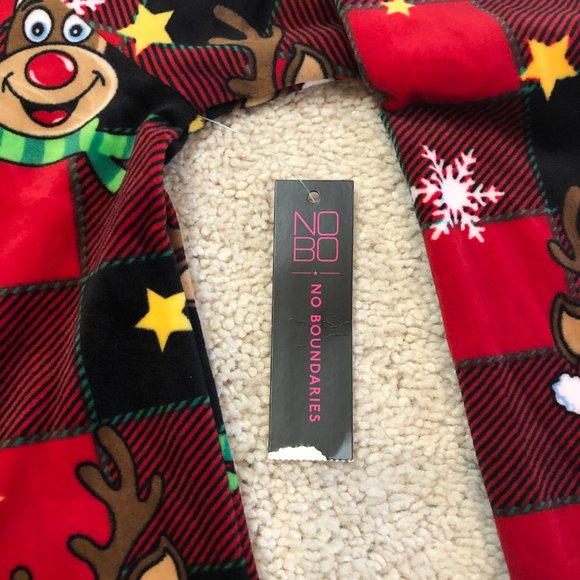 NWT No Boundaries Women's "Merry & Bright" Christmas Plush Pullover Hoodie - Picture 5 of 14